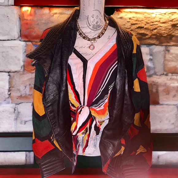 Tillys Polly & Esther Kimono Sleeve Crop Top Stripe Tie Front Top - Picture 2 of 12